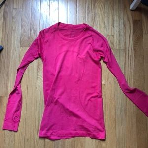Lululemon swiftly tech long sleeve!